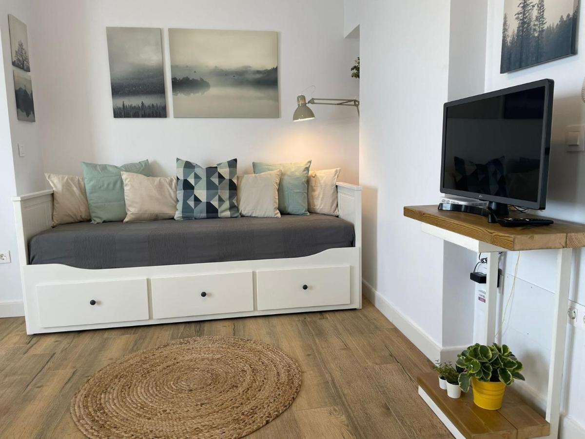 Studio On The Beach Front Μάλαγα Εξωτερικό φωτογραφία